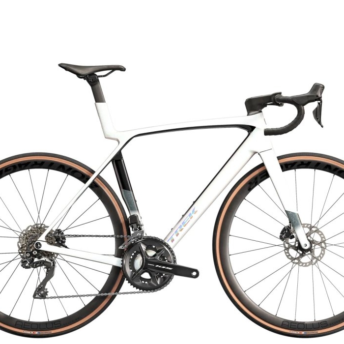 BICICLETA TREK Madone SL 6 8ª Geração White Prismatic  ENCOMENDE