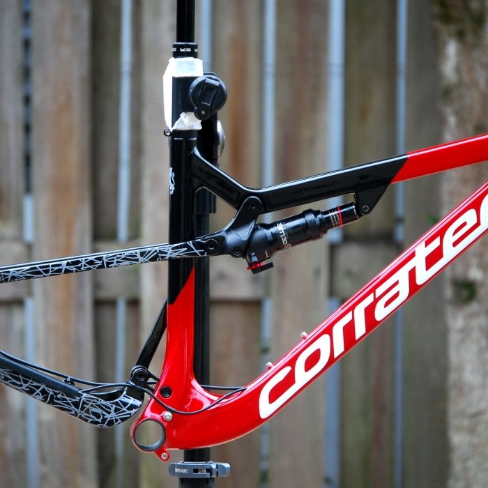 QUADRO MTB FULL SUSPENSION CORRATEC REVOLUTION Black/Red TAM 44CM(M-1,67-1,75) CARBONO 